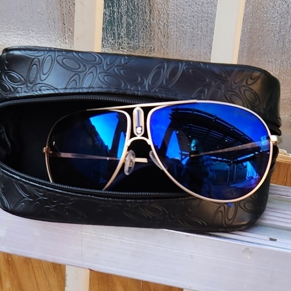 Carrera - Picture 7 of 10